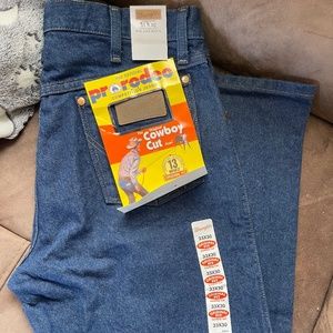 Cowboy Cut Pro Rodeos Wrangler
